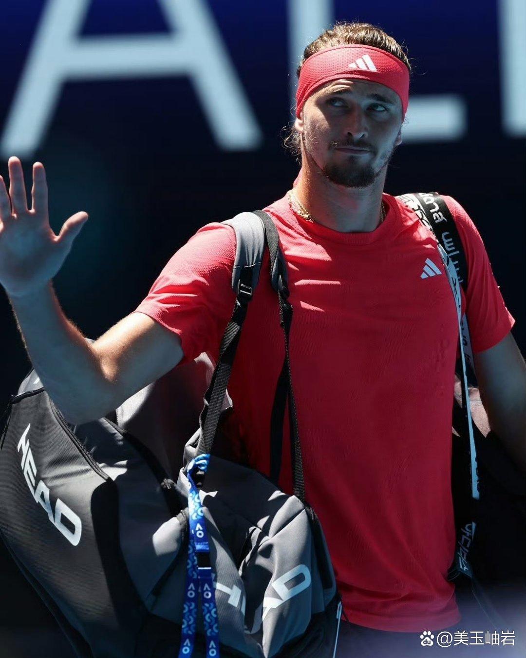 拉沃尔杯轻取法网，兹维列夫关键制胜