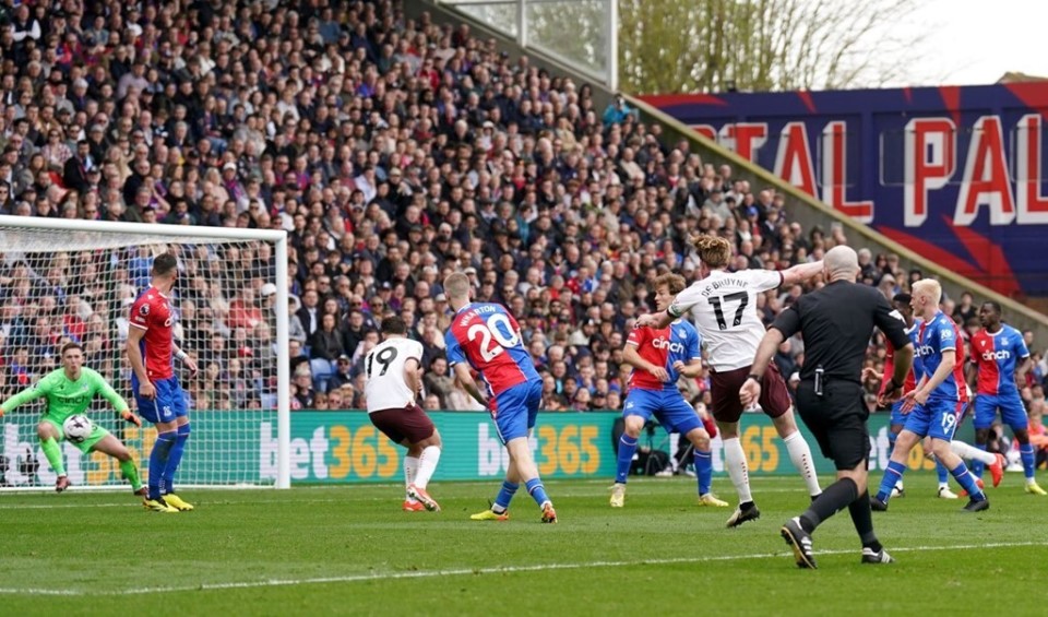 希腊力克皇马,德布劳内扛起全队 希腊力克皇马,德布劳内扛起全队