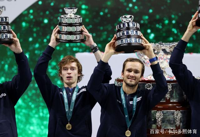 戴维斯杯险胜年终总决赛,梅德韦杰夫惊艳四座 戴维斯杯险胜年终总决赛,梅德韦杰夫惊艳四座