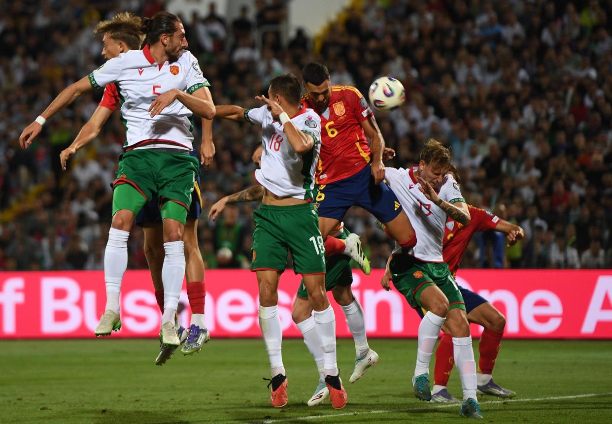 西班牙强队在国际比赛中击败对手 西班牙强队在国际比赛中击败对手