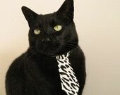 竞速与突围,一个体育周末的双重变奏—从F1新赛季风驰电掣,到绿茵场上的生死时速